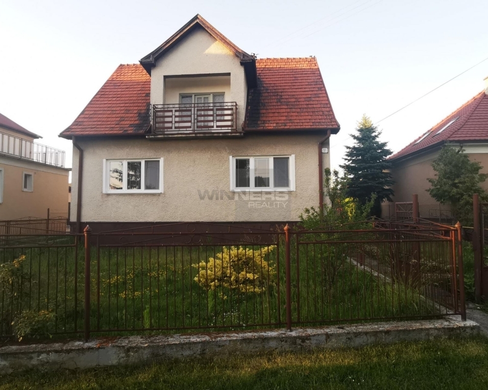 Rodinný dom, 1430 m2, Pažiť - PREDANÉ za 77 900 €.