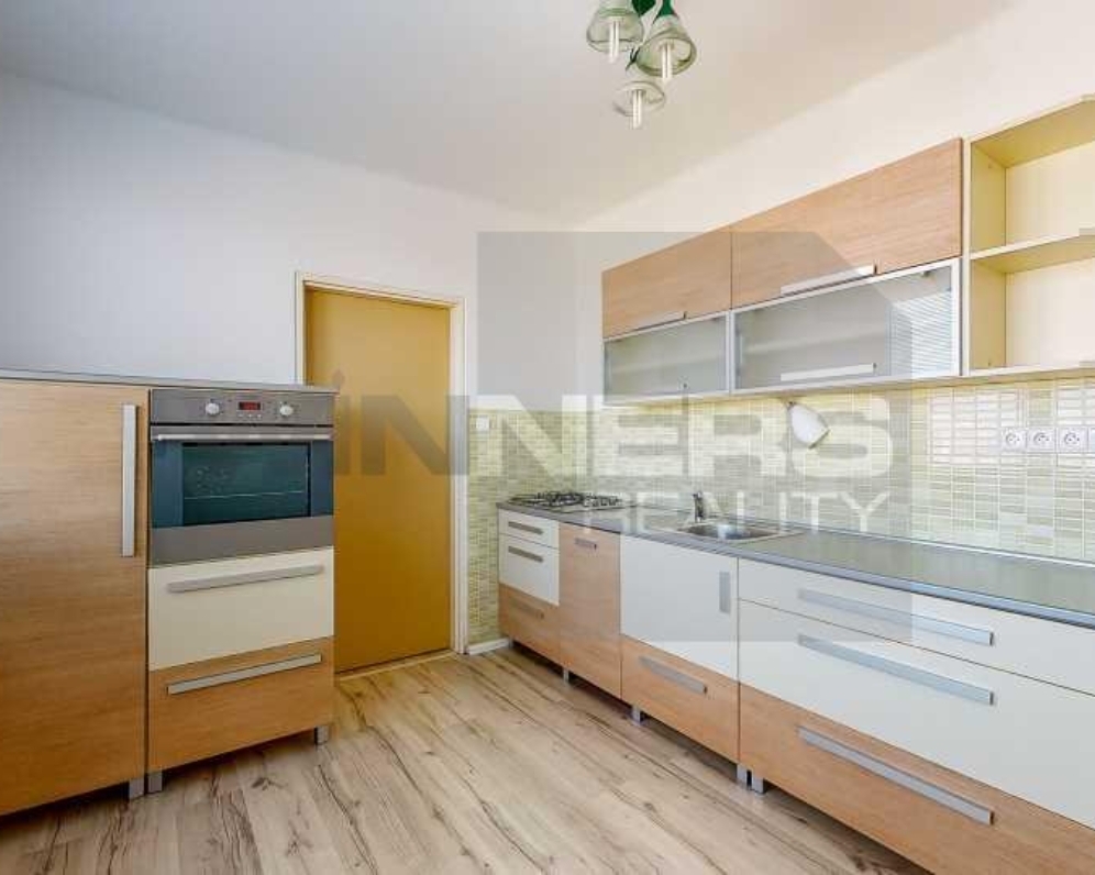 2,5 izbový byt, 56 m2, Partizánske - prenajaté za 370 €.