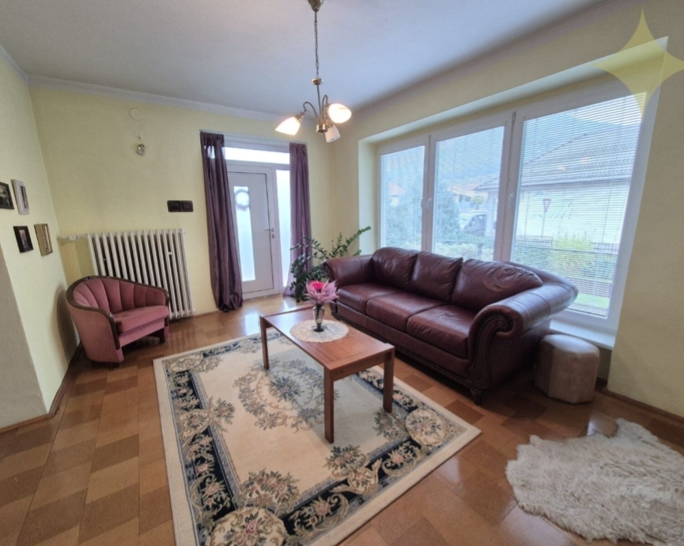 Rodinný dom, Malé Uherce - prenajaté za 250 €.